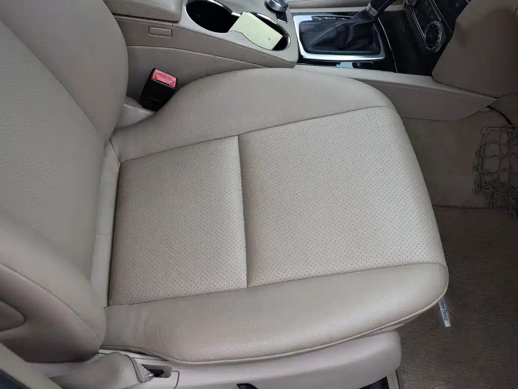 Mercedes-Benz GLK-Class (Import) — миниатюра 15