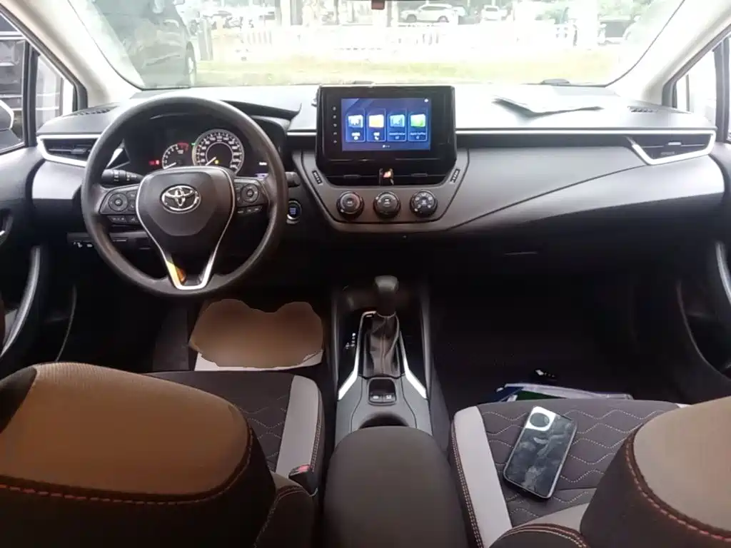 Toyota Corolla — миниатюра 10