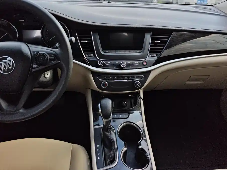 Buick Verano — миниатюра 12