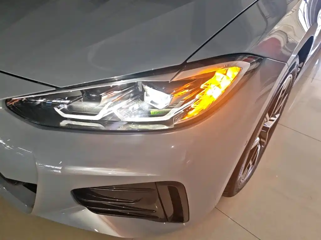 BMW i4 — миниатюра 24