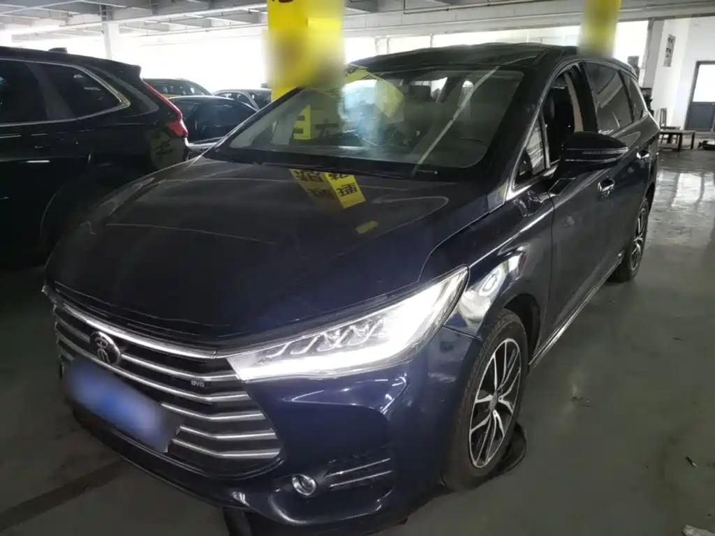 BYD MAX — миниатюра 2
