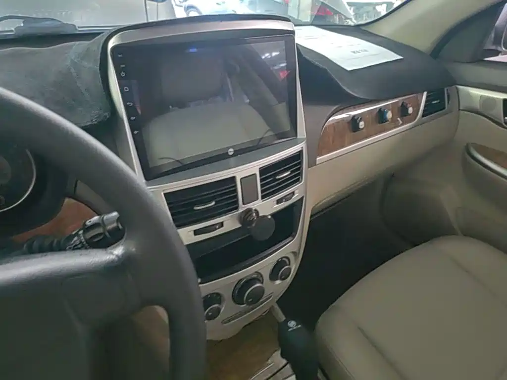 Buick Excelle — миниатюра 13