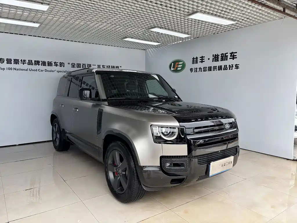 Land Rover Defender — миниатюра 4