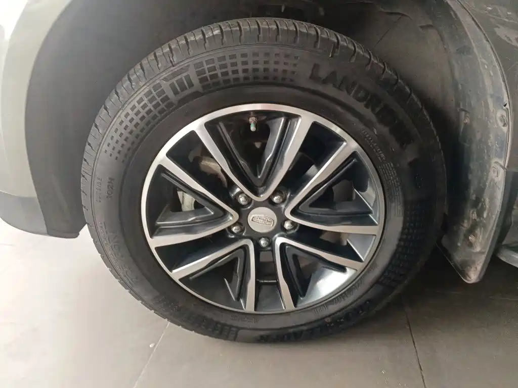 Geely Vision X6 — миниатюра 23
