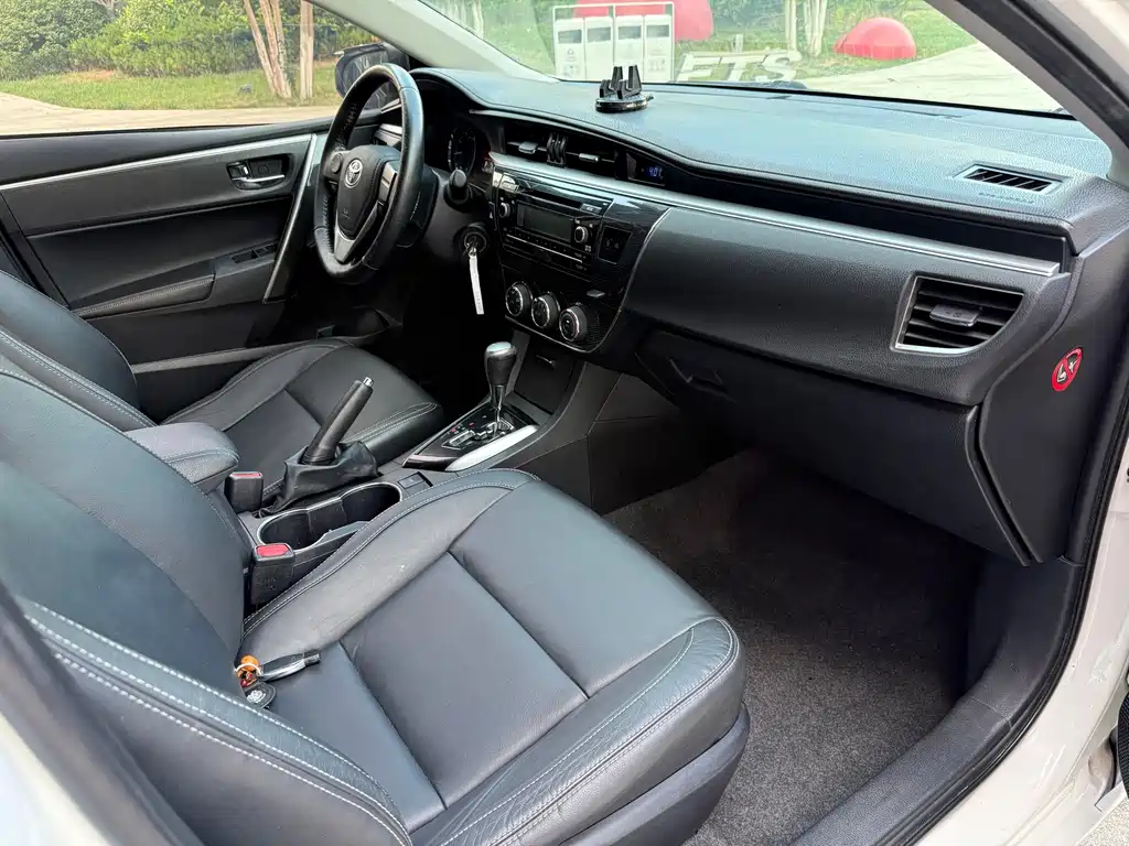 Toyota Corolla — миниатюра 8