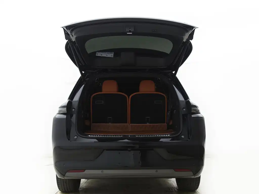 Li Auto Li L8 — миниатюра 3