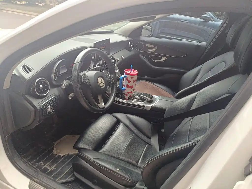 Mercedes-Benz C-Class — миниатюра 16