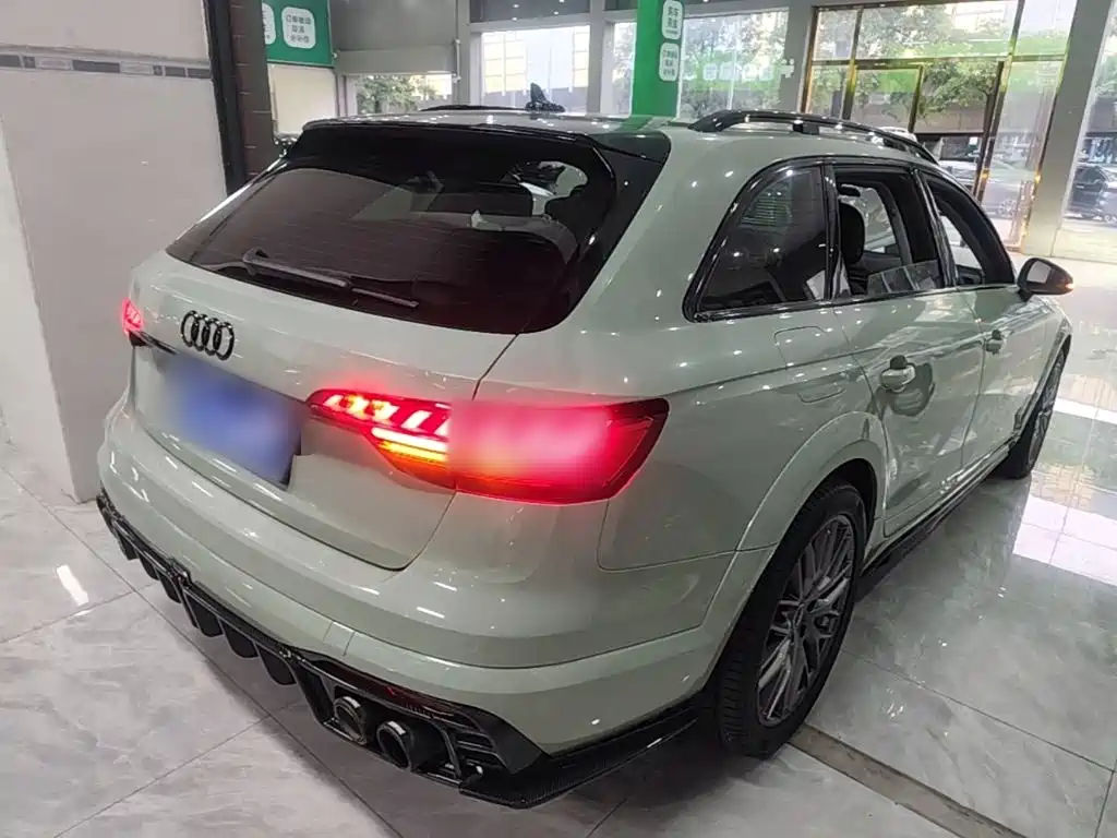 Audi A4 (Import) — миниатюра 7