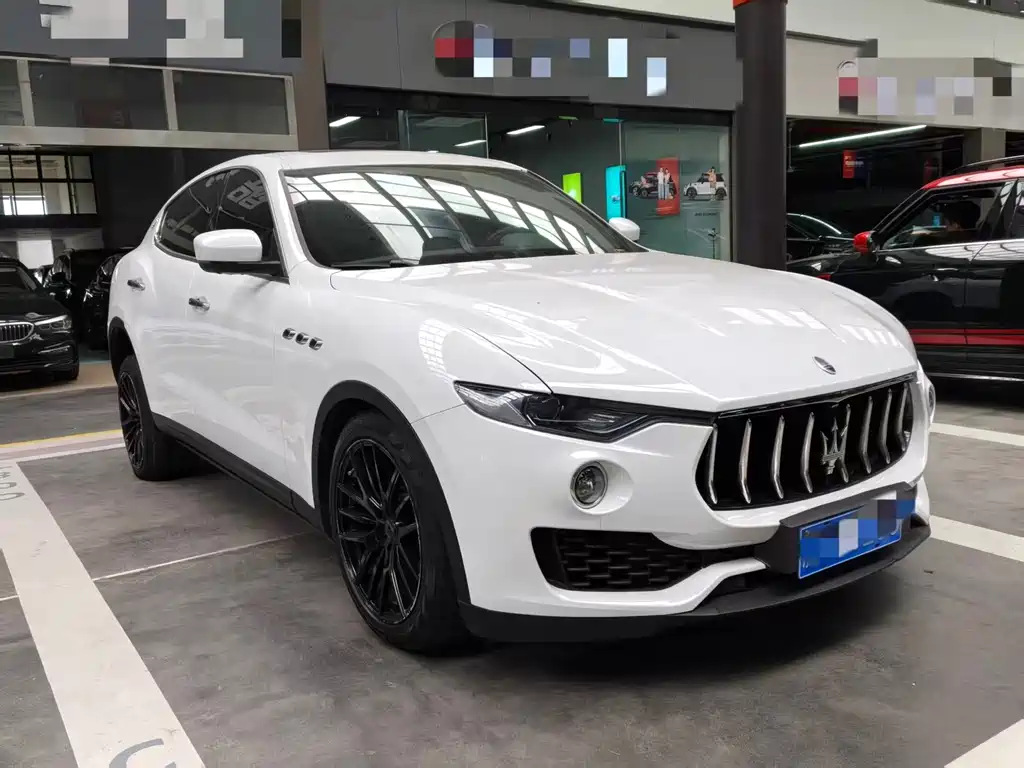 Maserati Levante — миниатюра 3
