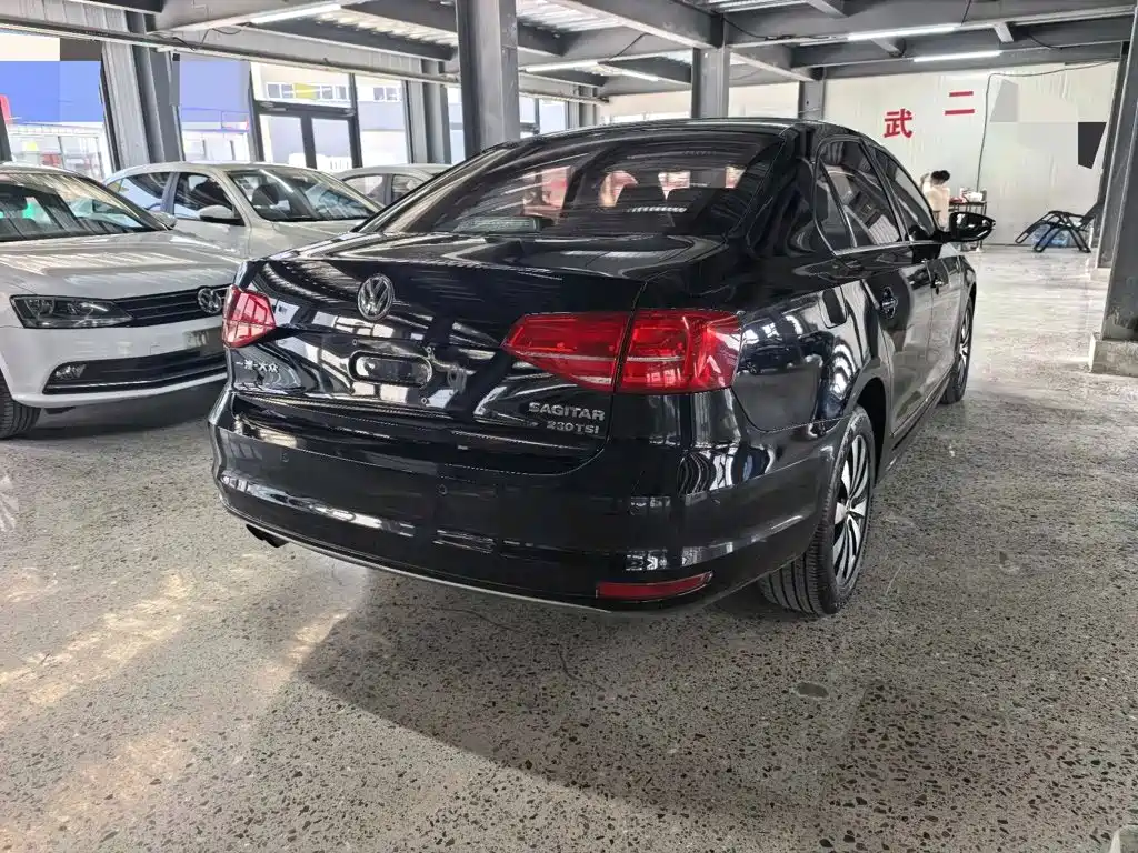Volkswagen Sagitar — миниатюра 9