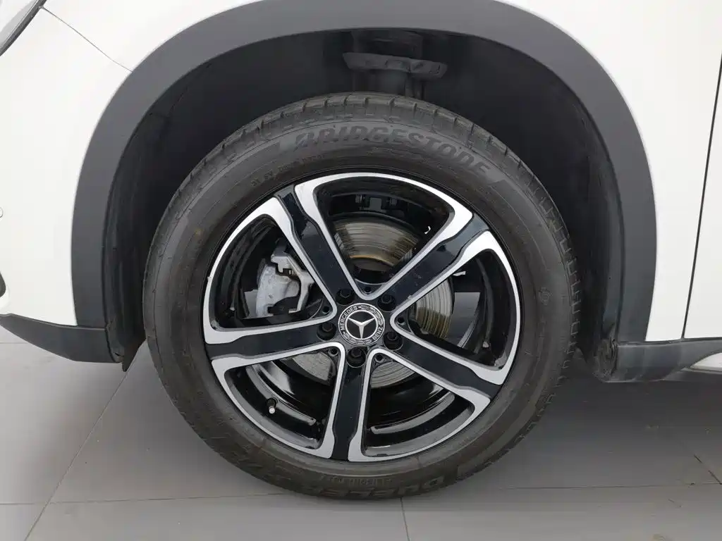 Mercedes-Benz GLA — миниатюра 17
