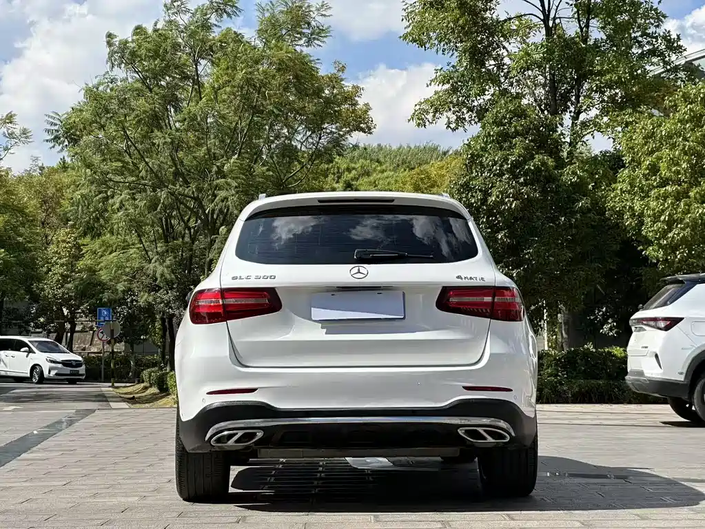 Mercedes-Benz GLC — миниатюра 8