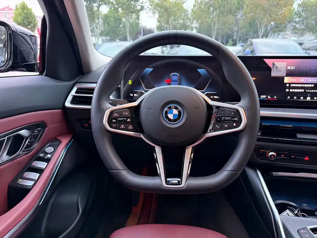 BMW i3 — миниатюра 12