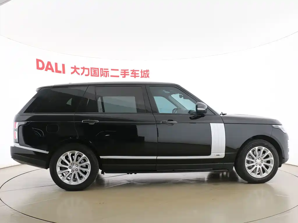 Land Rover Range Rover — миниатюра 5