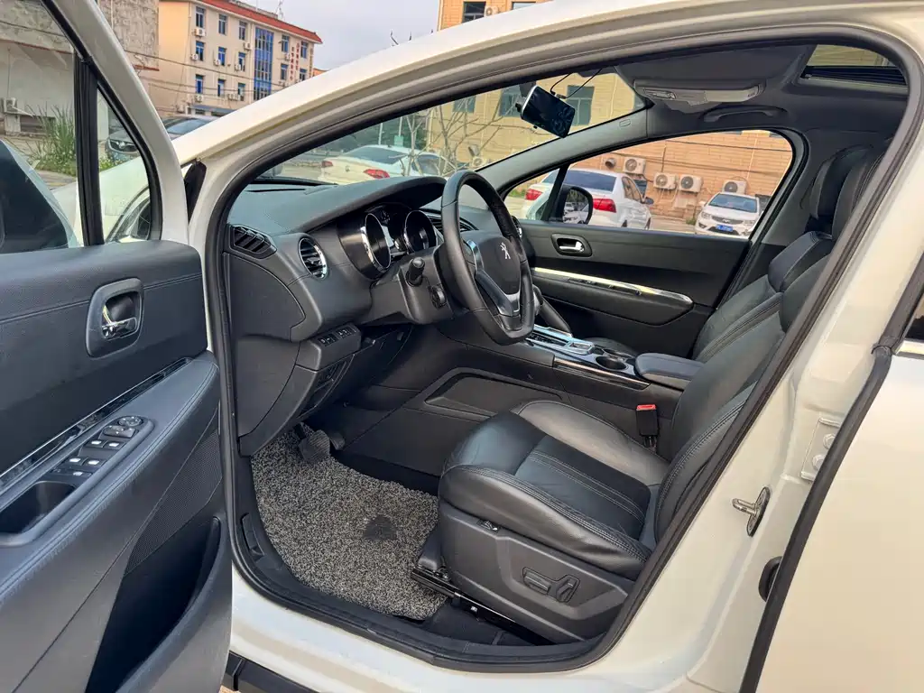 Peugeot 3008 — миниатюра 8