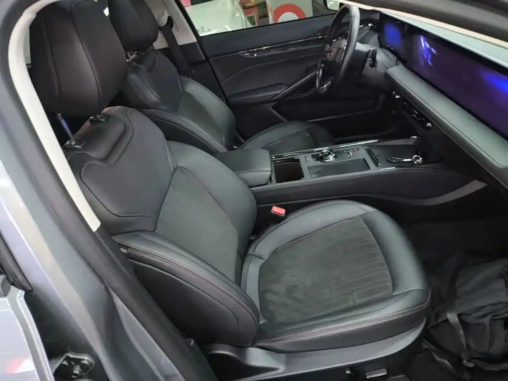 Ford Mondeo — миниатюра 25