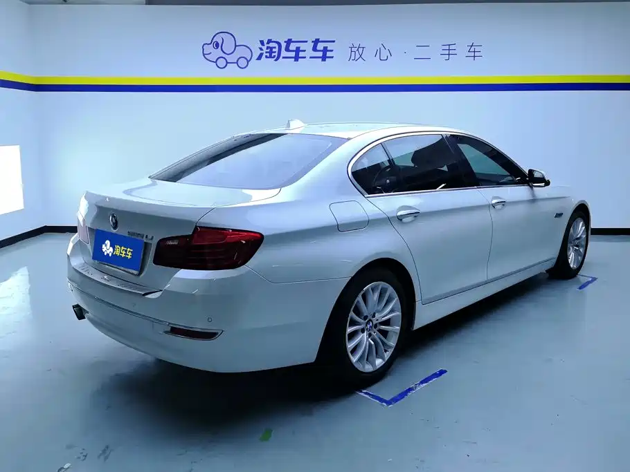 BMW 5 Series — миниатюра 3