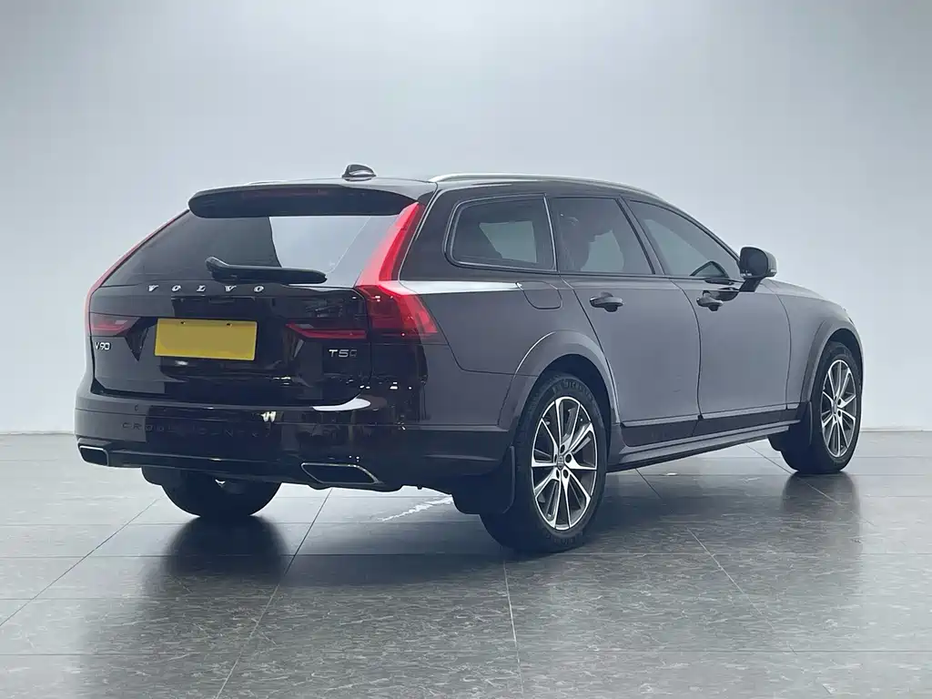 Volvo V90 — миниатюра 4