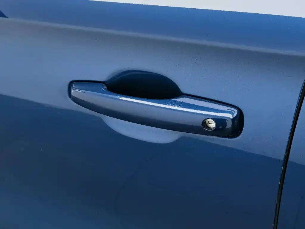 Lincoln Corsair — миниатюра 18