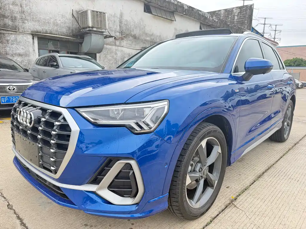 Audi Q3 2022