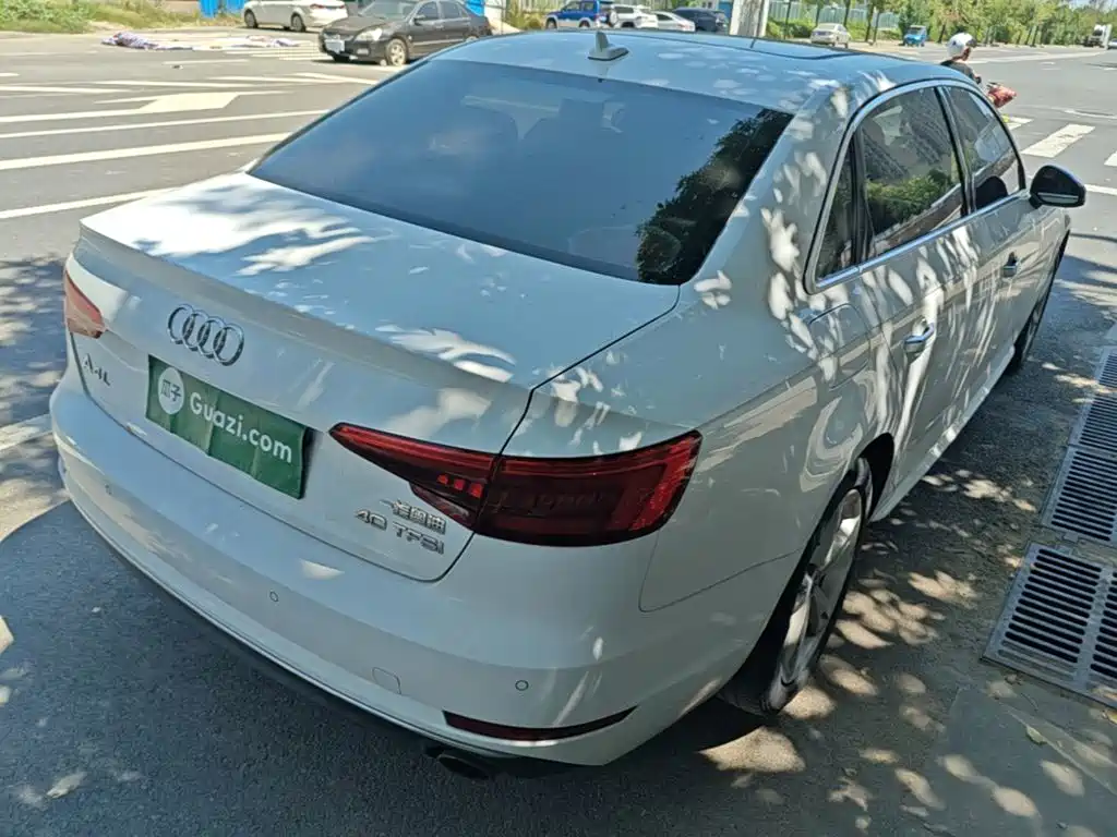 Audi A4L — миниатюра 7
