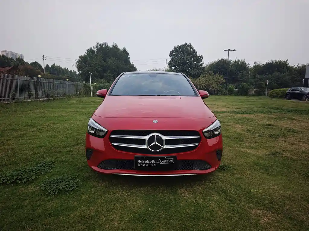 Mercedes-Benz B-Class — миниатюра 2