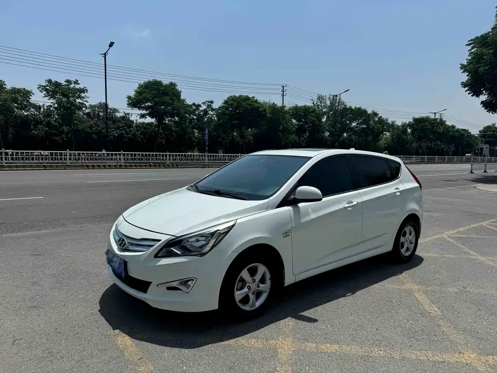 Hyundai Verna 2014 1.4L Auto GLX