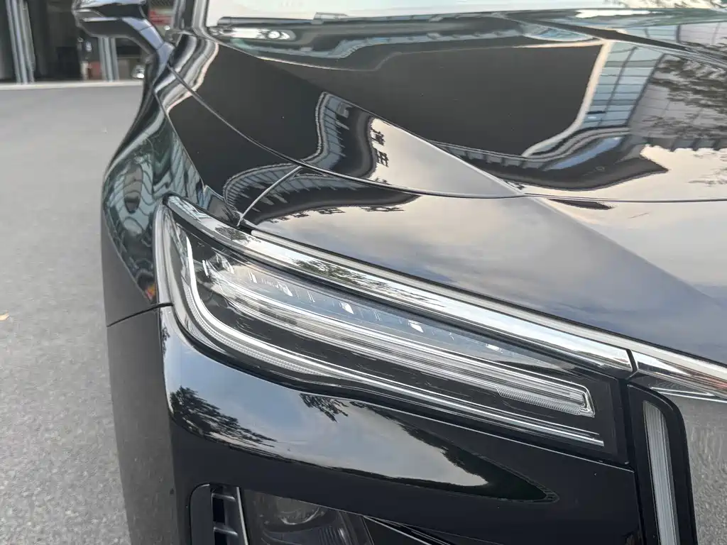 Hongqi Hongqi H5 — миниатюра 4