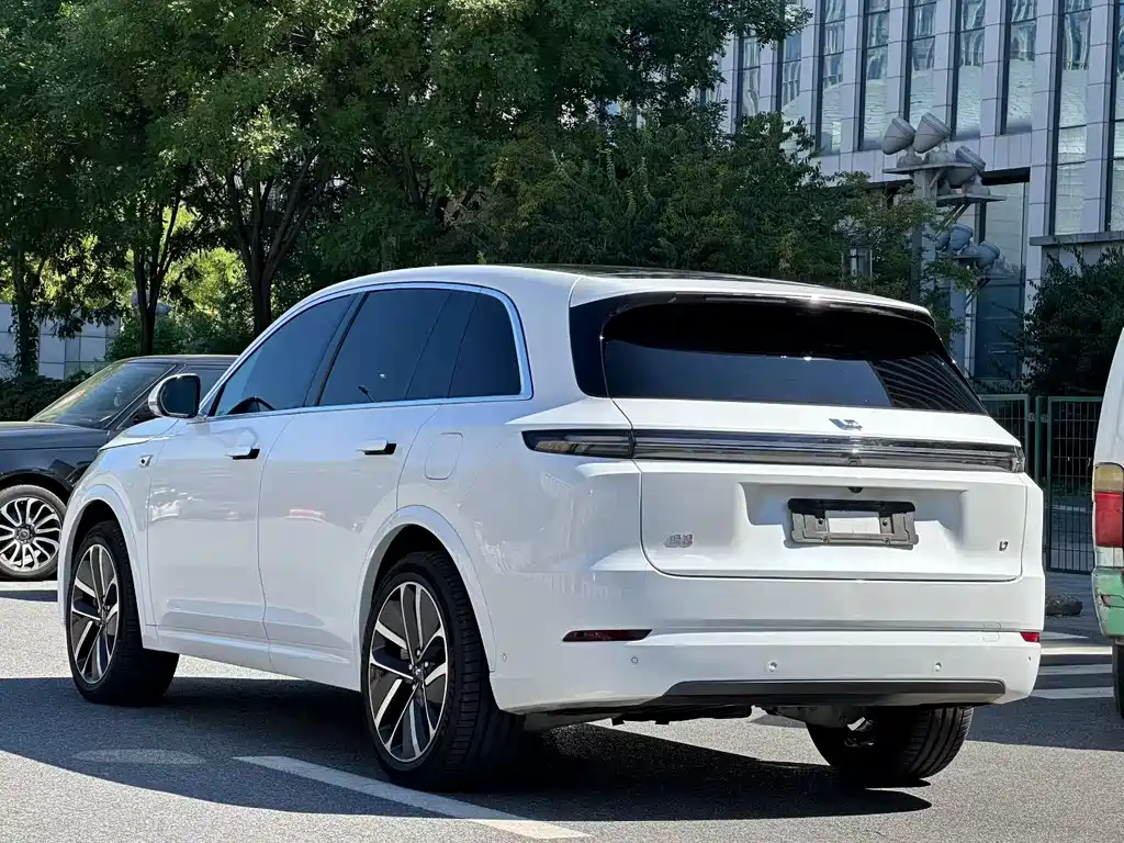 Li Auto Li L7 — миниатюра 3