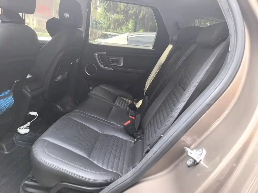 Land Rover Discovery Sport — миниатюра 15