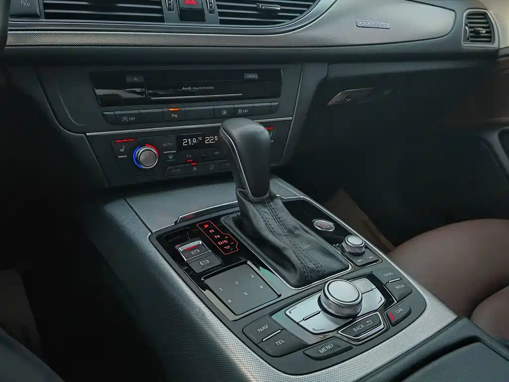 Audi A6L — миниатюра 7