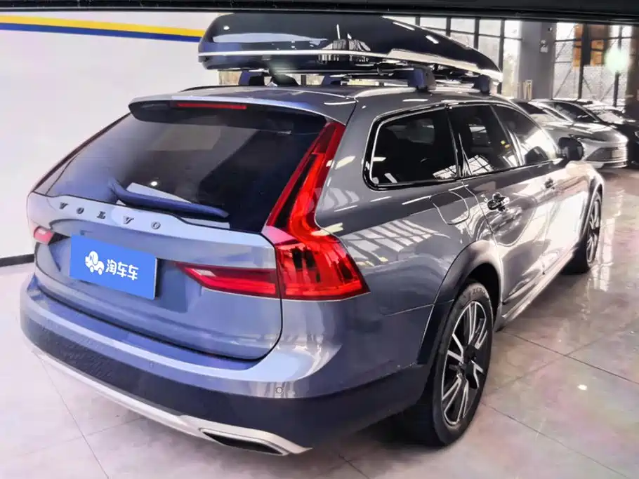 Volvo V90 — миниатюра 3