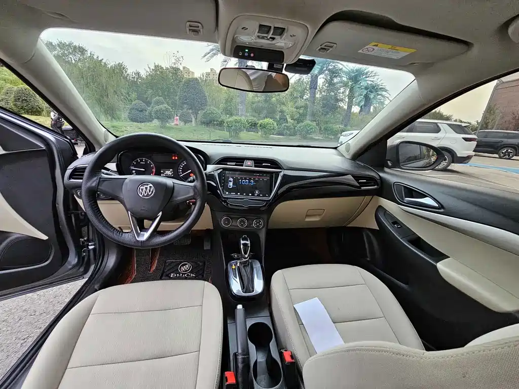 Buick Excelle — миниатюра 5