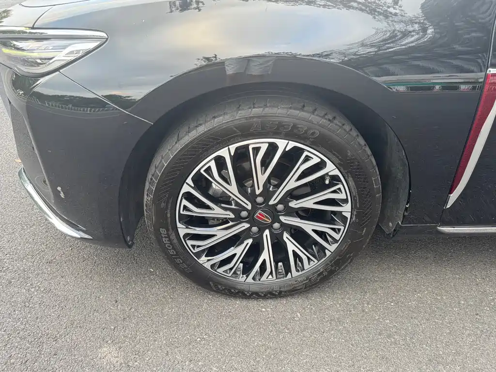 Hongqi Hongqi H5 — миниатюра 18