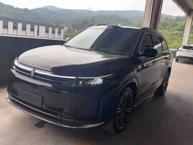 2024 Huawei M7