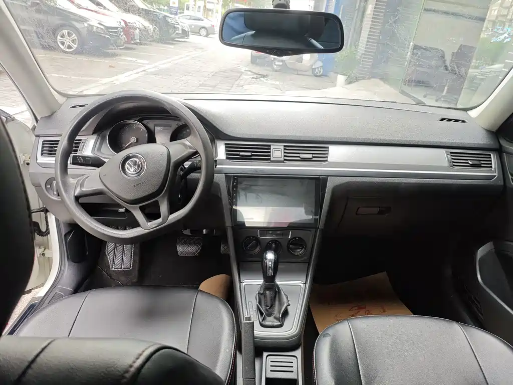 Volkswagen Bora — миниатюра 7