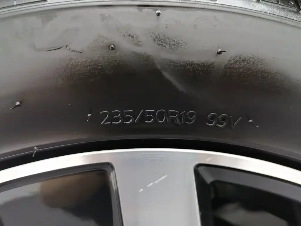 Volkswagen Tiguan L — миниатюра 24