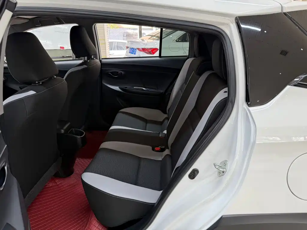 TOYOTA YARIS L ZHIXUAN