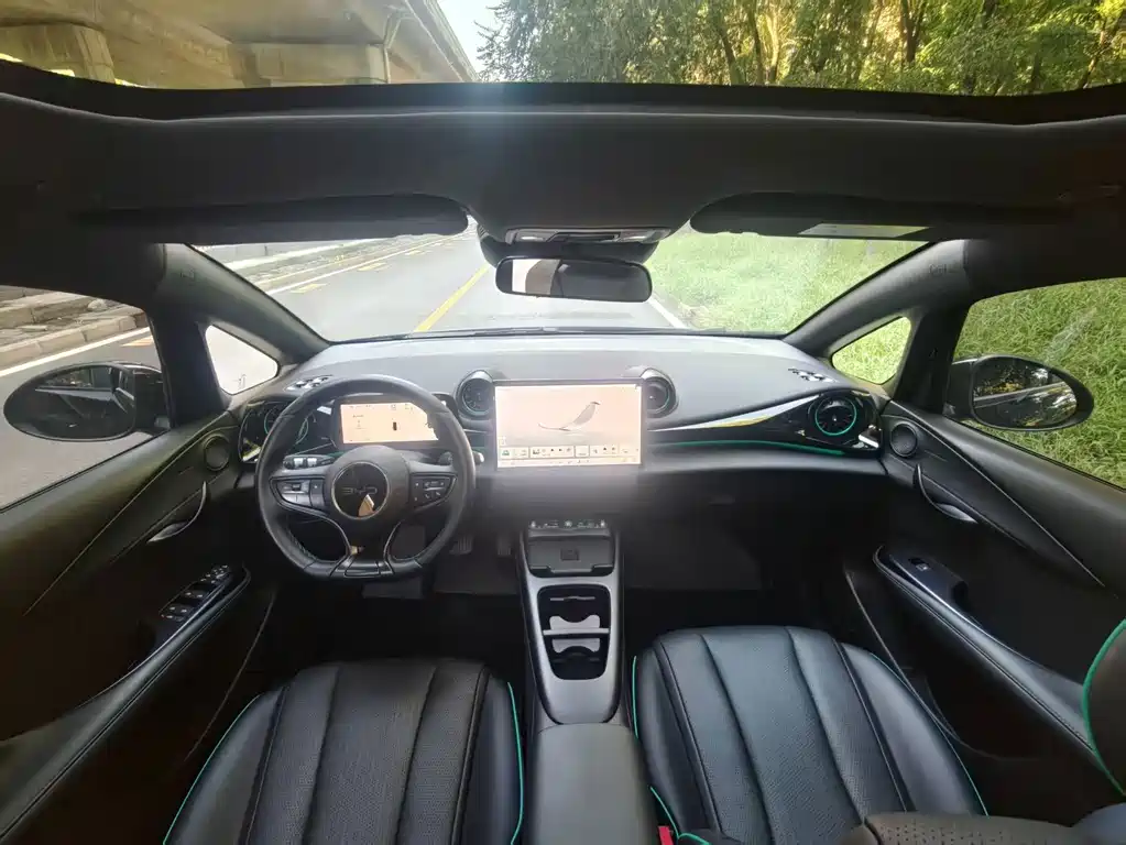 BYD Dolphin — миниатюра 5