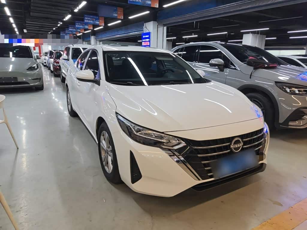 Nissan Sylphy 1.6 л 2025 г. Белый, пробег 26000 км