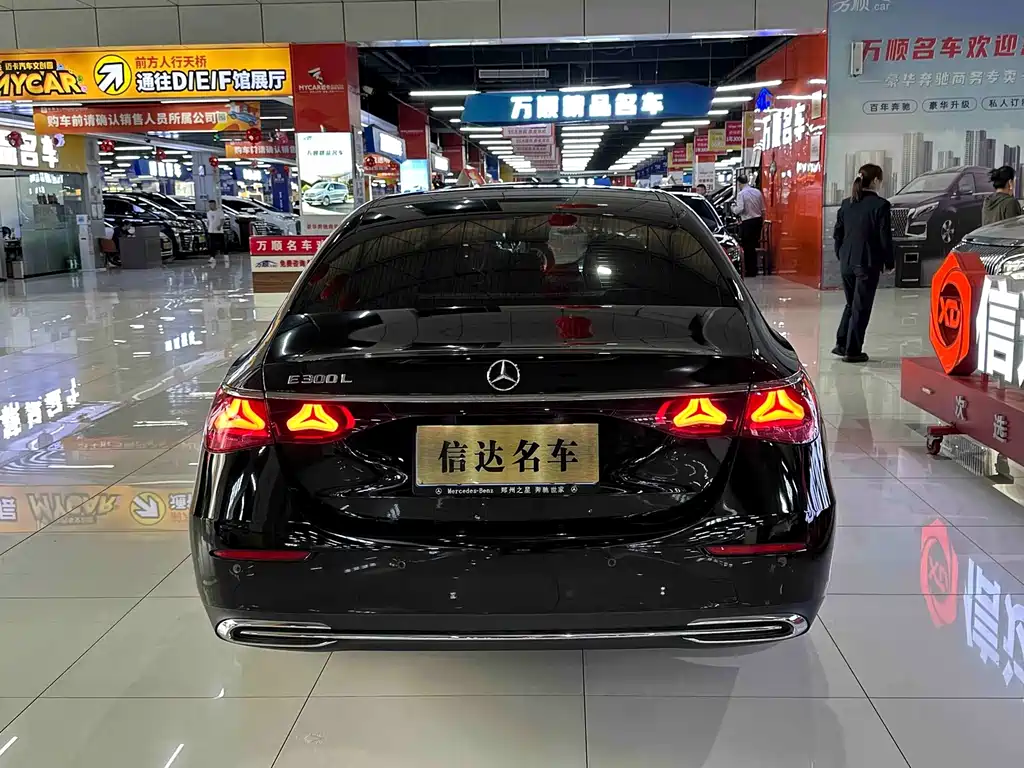 Mercedes-Benz E-Class — миниатюра 18