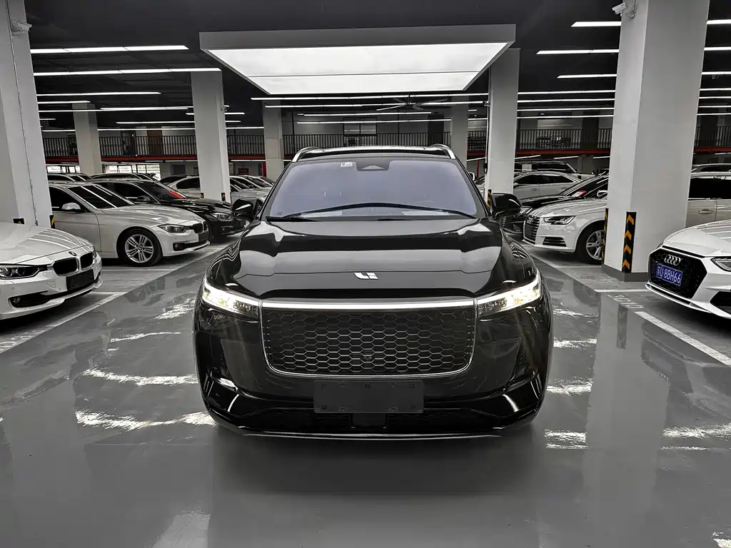 Li Auto Li ONE — миниатюра 2