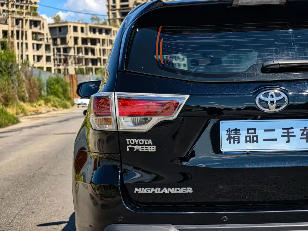 Toyota Highlander — миниатюра 10