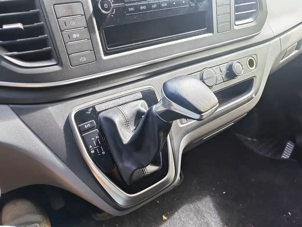 Maxus V80 — миниатюра 18