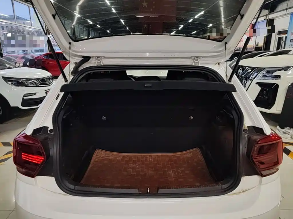 Volkswagen Polo — миниатюра 19