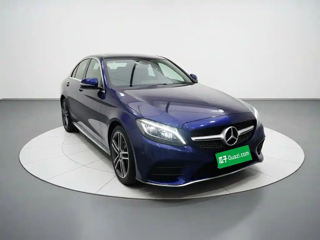Mercedes-Benz C-Class — миниатюра 3