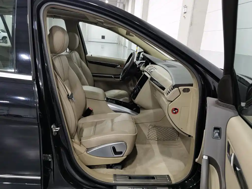 Mercedes-Benz R-Class — миниатюра 23