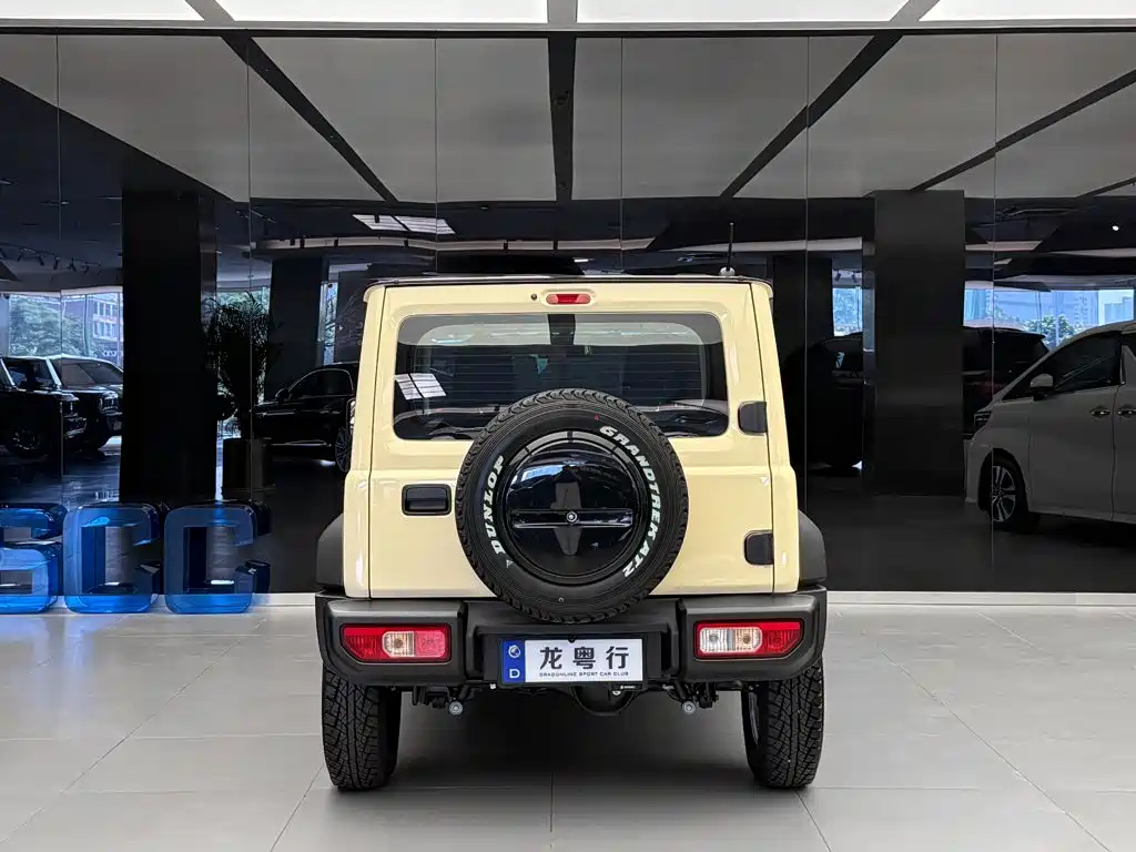 Suzuki Jimny — миниатюра 5
