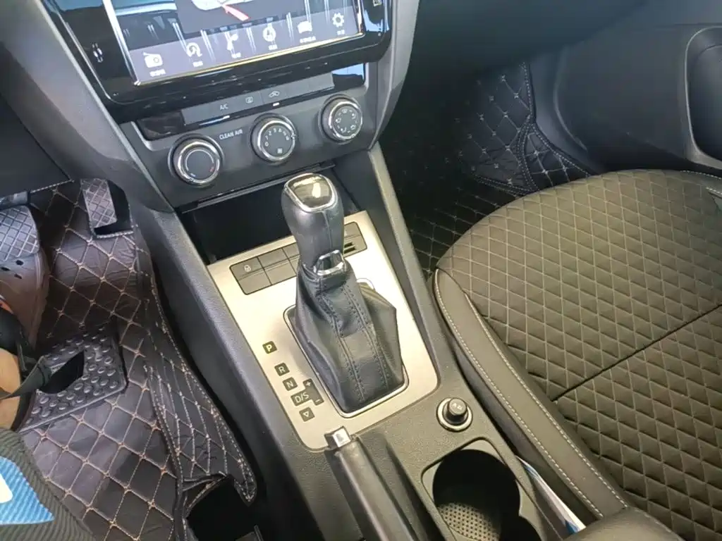Skoda Octavia — миниатюра 14