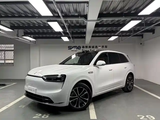2025 Huawei M7